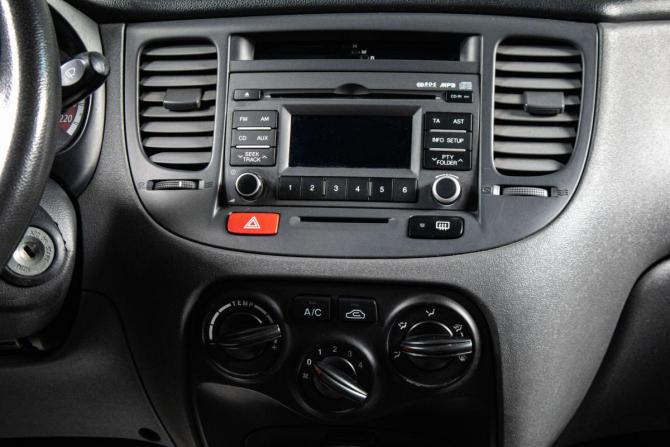 Kia Rio II с пробегом 2010 года, цена 649 000 рублей, 176500 км, седан, Автокод Объявления