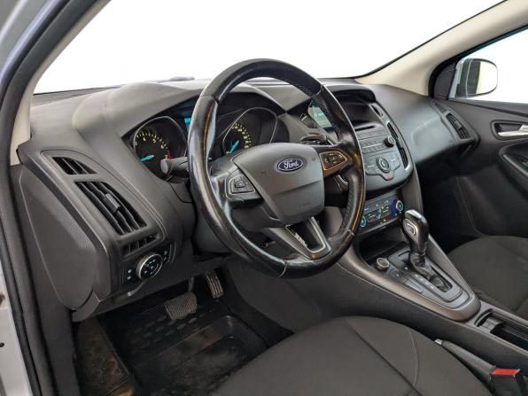 Ford Focus III Рестайлинг с пробегом 2018 года, цена 1 055 000 рублей, 165743 км, универсал, Автокод Объявления