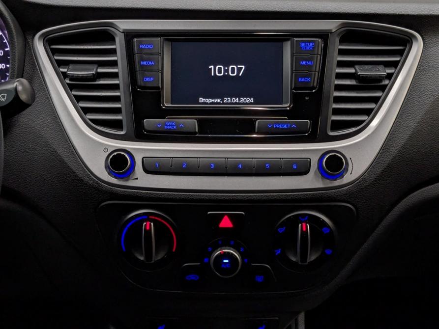 Hyundai Solaris II Москва  - изображение 18