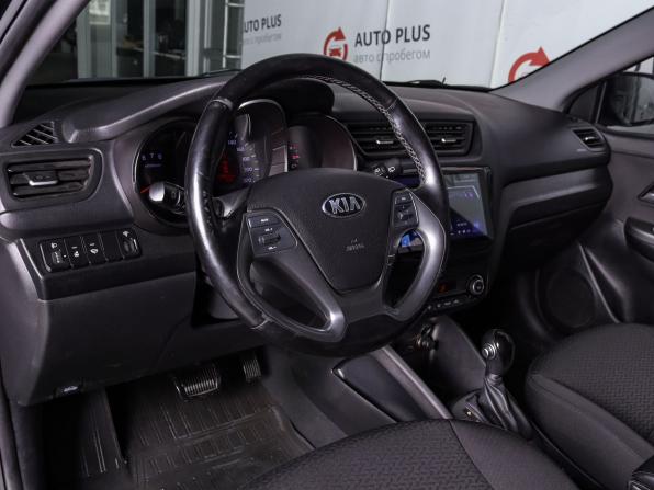 Kia Rio III Рестайлинг с пробегом 2016 года, цена 1 050 000 рублей, 175000 км, хэтчбек, Автокод Объявления