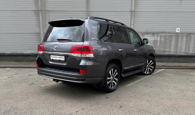 Toyota Land Cruiser 200 Series Рестайлинг 2 с пробегом 2019 года, цена 6 479 000 рублей, 190380 км, внедорожник, Автокод Объявления