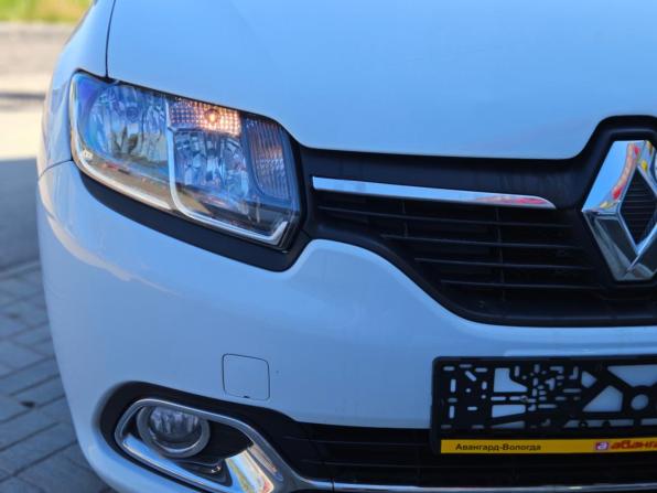 Renault Logan II с пробегом 2016 года, цена 869 000 рублей, 57000 км, седан, Автокод Объявления