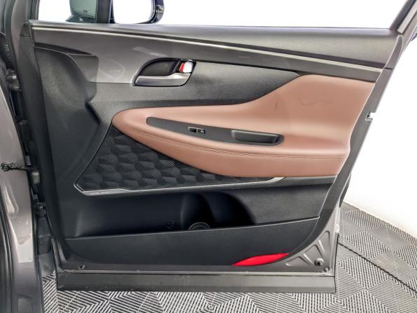 Hyundai Santa Fe IV Рестайлинг с пробегом 2022 года, цена 3 970 000 рублей, 69769 км, внедорожник, Автокод Объявления