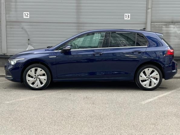 Volkswagen Golf VIII с пробегом 2021 года, цена 2 799 000 рублей, 43470 км, хэтчбек, Автокод Объявления