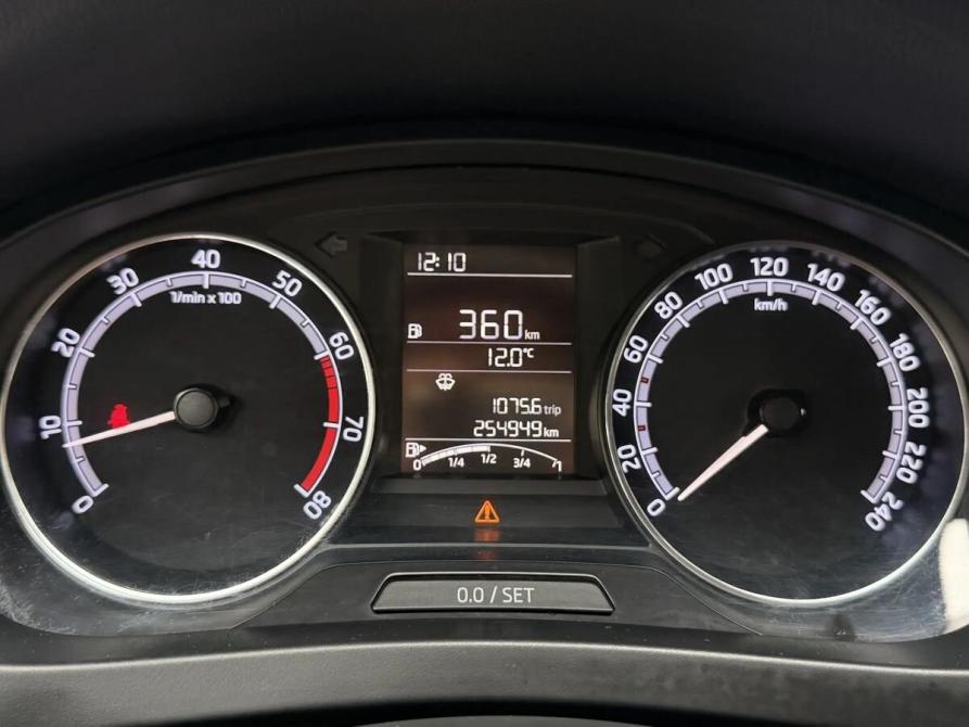 Skoda Rapid I Рестайлинг Москва  - изображение 12