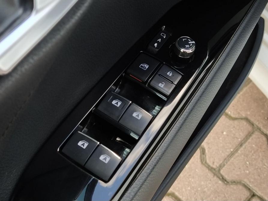 Toyota Camry VIII (XV70) Екатеринбург  - изображение 8