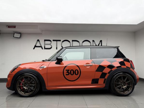 Mini Hatch III (F55/F56) Рестайлинг с пробегом 2021 года, цена 3 556 000 рублей, 54637 км, хэтчбек, Автокод Объявления
