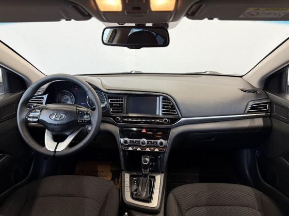 Hyundai Elantra VI (AD) Рестайлинг с пробегом 2019 года, цена 1 335 000 рублей, 129502 км, седан, Автокод Объявления