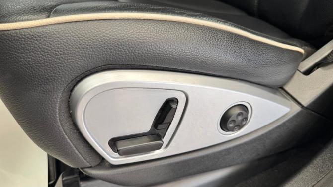 Mercedes-Benz M-Класс II (W164) Рестайлинг с пробегом 2011 года, цена 1 690 000 рублей, 242893 км, внедорожник, Автокод Объявления