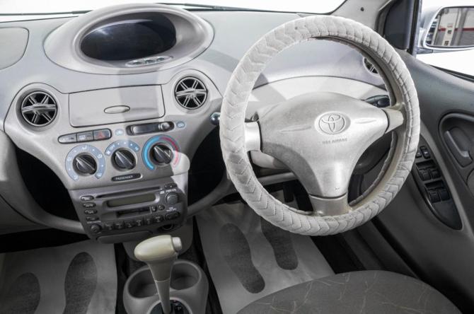 Toyota Platz с пробегом 2000 года, цена 349 000 рублей, 300000 км, седан, Автокод Объявления