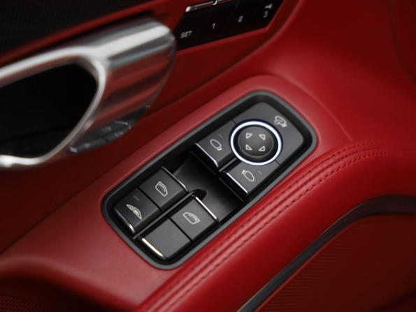 Porsche 911 VII (991) с пробегом 2013 года, цена 8 712 000 рублей, 41502 км, кабриолет, Автокод Объявления