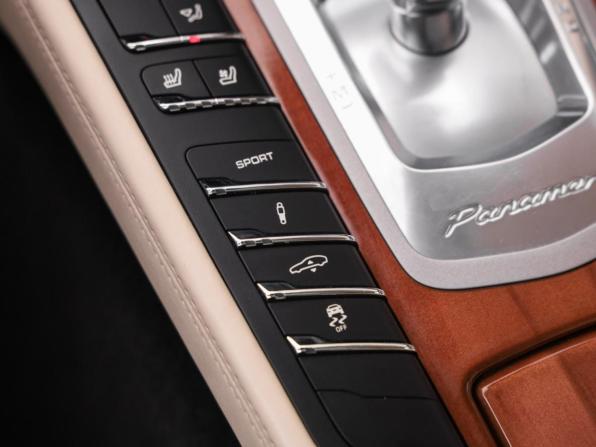 Porsche Panamera I Рестайлинг с пробегом 2013 года, цена 3 699 000 рублей, 62345 км, лифтбек, Автокод Объявления