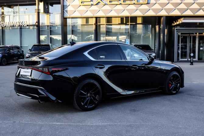 Lexus IS III Рестайлинг 2 с пробегом 2021 года, цена 3 995 000 рублей, 91353 км, седан, Автокод Объявления
