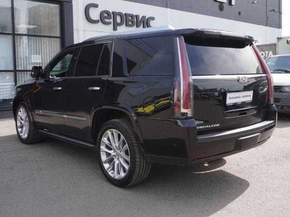 Cadillac Escalade IV с пробегом 2020 года, цена 4 956 000 рублей, 147835 км, внедорожник, Автокод Объявления