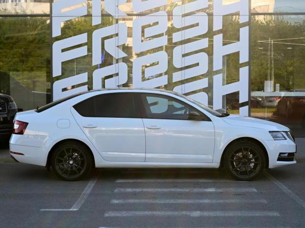 Skoda Octavia III (A7) Рестайлинг с пробегом 2020 года, цена 1 624 410 рублей, 173542 км, лифтбек, Автокод Объявления