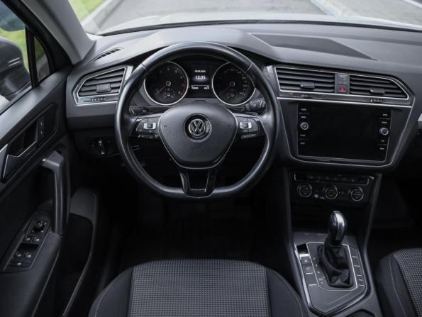 Volkswagen Tiguan II с пробегом 2019 года, цена 2 049 000 рублей, 120018 км, внедорожник, Автокод Объявления