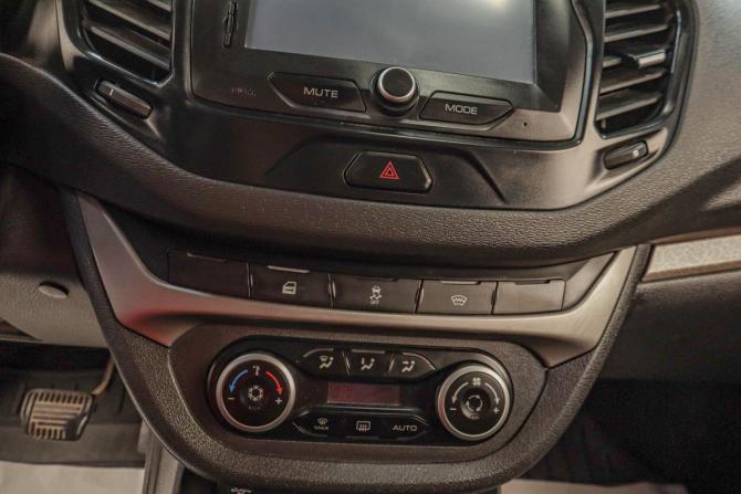 Lada (ВАЗ) Vesta I с пробегом 2018 года, цена 779 000 рублей, 142943 км, универсал, Автокод Объявления