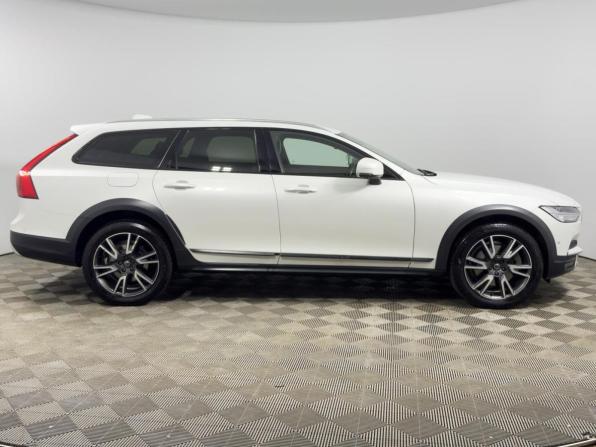 Volvo V90 Cross Country I с пробегом 2018 года, цена 3 465 900 рублей, 131288 км, универсал, Автокод Объявления