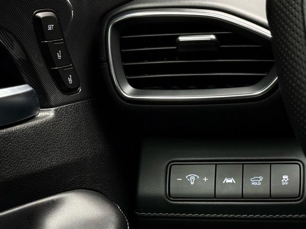 Hyundai Santa Fe IV Рестайлинг с пробегом 2021 года, цена 3 449 000 рублей, 40709 км, внедорожник, Автокод Объявления