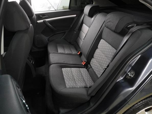 Skoda Octavia II (A5) Рестайлинг с пробегом 2011 года, цена 815 000 рублей, 256609 км, лифтбек, Автокод Объявления