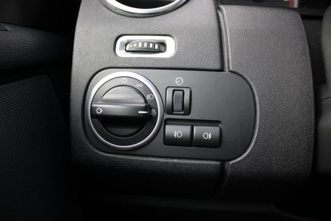 Land Rover Discovery IV с пробегом 2012 года, цена 1 349 000 рублей, 307000 км, внедорожник, Автокод Объявления