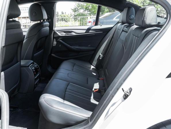 BMW 5 серии VII (G30/G31/G38) Рестайлинг с пробегом 2021 года, цена 4 850 000 рублей, 1890 км, седан, Автокод Объявления