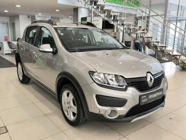 Renault Sandero II с пробегом 2017 года, цена 850 000 рублей, 123546 км, хэтчбек, Автокод Объявления