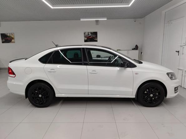 Volkswagen Polo V Рестайлинг с пробегом 2018 года, цена 1 384 000 рублей, 138038 км, седан, Автокод Объявления