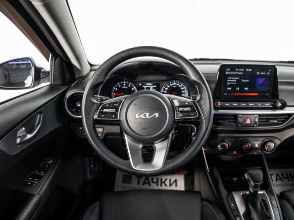 Kia K3 II Рестайлинг с пробегом 2024 года, цена 2 100 000 рублей, 22120 км, седан, Автокод Объявления