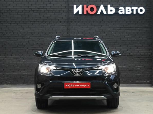 Toyota RAV4 IV (XA40) Рестайлинг с пробегом 2016 года, цена 2 300 000 рублей, 212767 км, внедорожник, Автокод Объявления
