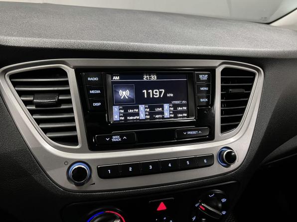 Hyundai Solaris II с пробегом 2019 года, цена 1 345 000 рублей, 90863 км, седан, Автокод Объявления