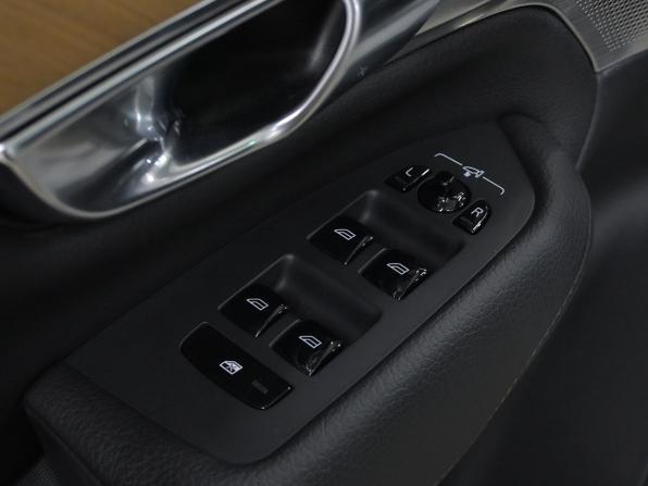 Volvo XC90 II Рестайлинг 1 с пробегом 2022 года, цена 5 600 000 рублей, 70000 км, внедорожник, Автокод Объявления