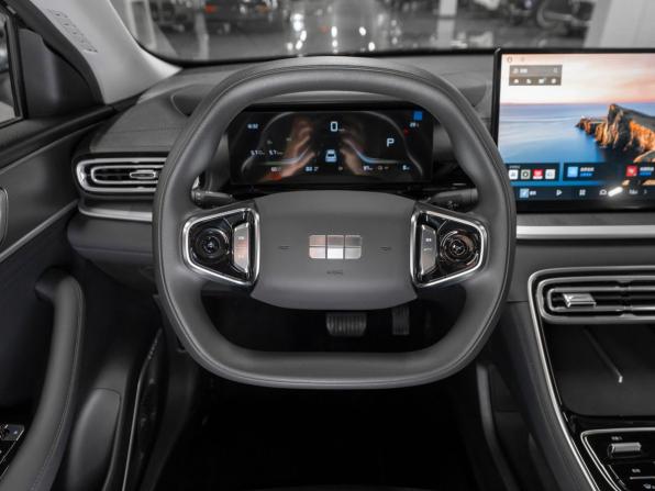 Geely Galaxy Starshine 6 с пробегом 2025 года, цена 2 550 000 рублей, 60 км, седан, Автокод Объявления