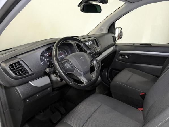 Peugeot Traveller I с пробегом 2019 года, цена 2 920 000 рублей, 72906 км, минивэн, Автокод Объявления