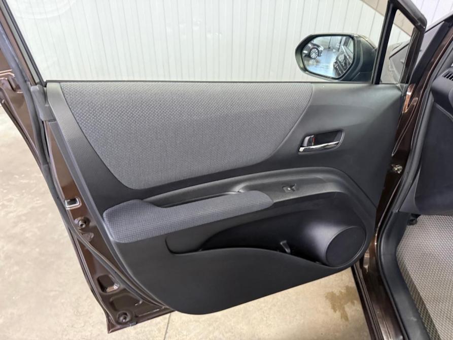 Toyota Sienta II Краснодар  - изображение 17