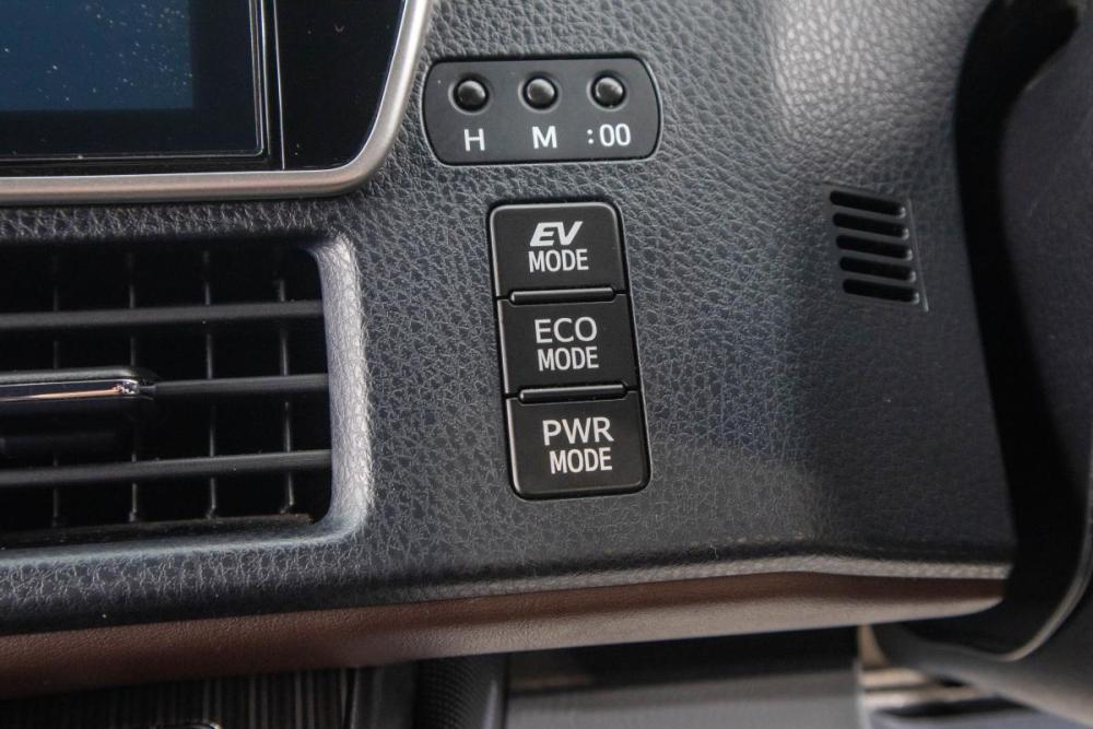 Toyota Esquire I Рестайлинг Барнаул  - изображение 21