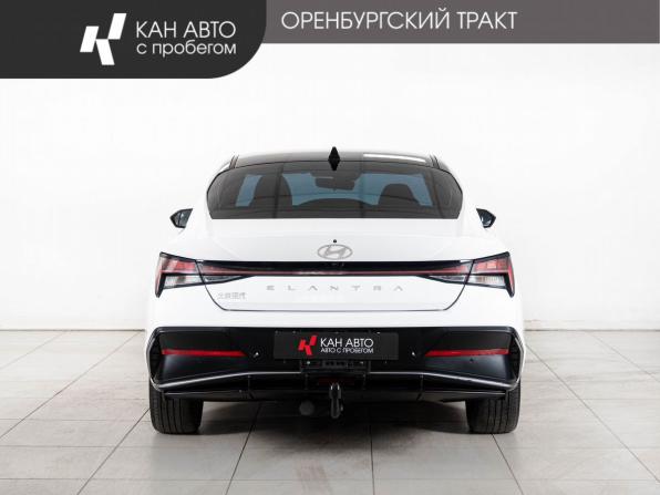 Hyundai Elantra VII (CN7) Рестайлинг с пробегом 2023 года, цена 2 127 000 рублей, 69905 км, седан, Автокод Объявления