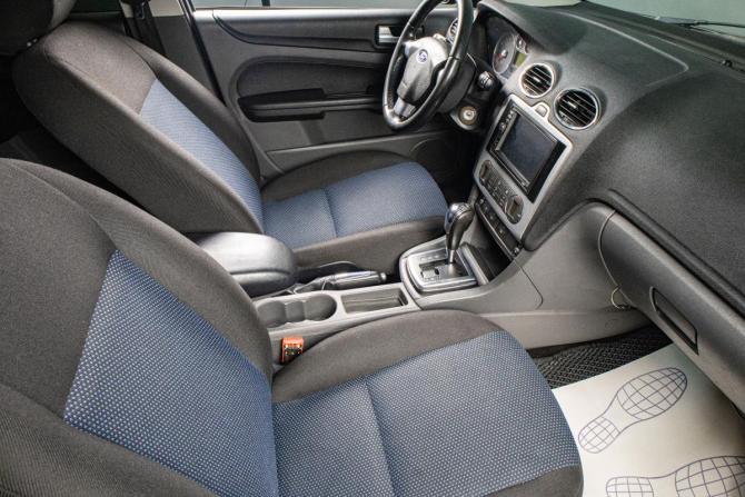 Ford Focus II с пробегом 2007 года, цена 499 000 рублей, 244476 км, хэтчбек, Автокод Объявления