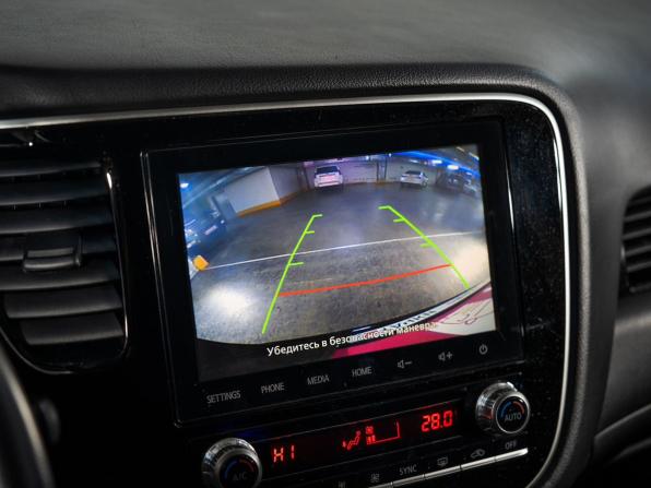 Mitsubishi Outlander III Рестайлинг 3 с пробегом 2020 года, цена 2 400 500 рублей, 49770 км, внедорожник, Автокод Объявления