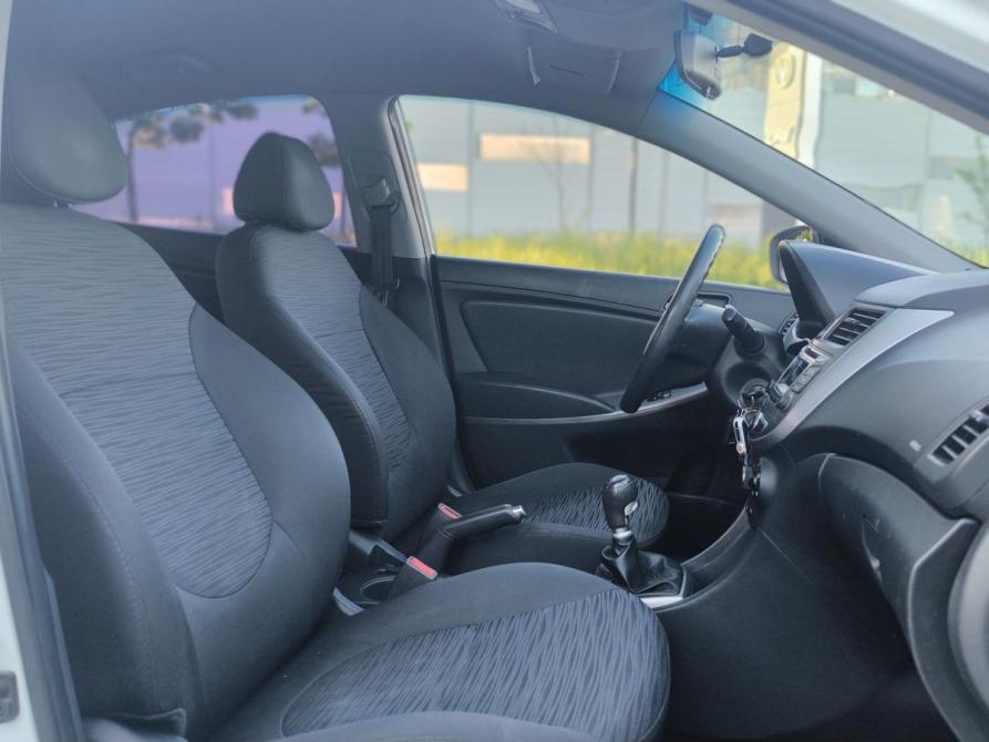 Hyundai Solaris I Рестайлинг Санкт-Петербург  - изображение 12