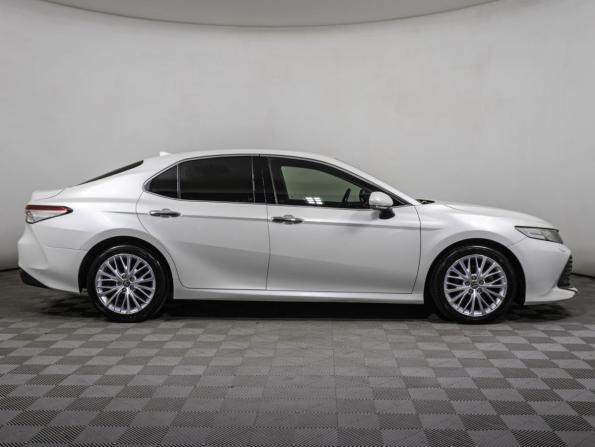 Toyota Camry VIII (XV70) с пробегом 2020 года, цена 2 919 000 рублей, 103780 км, седан, Автокод Объявления