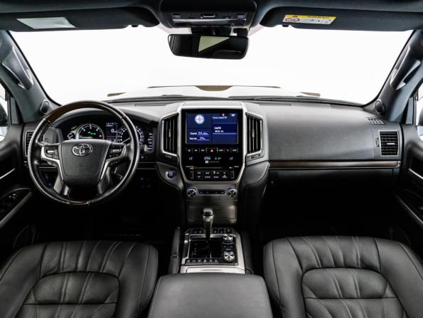 Toyota Land Cruiser 200 Series Рестайлинг 2 с пробегом 2020 года, цена 7 199 000 рублей, 164334 км, внедорожник, Автокод Объявления