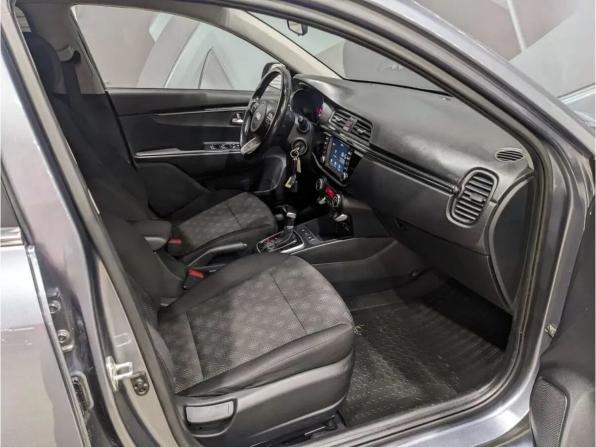 Kia Rio IV с пробегом 2018 года, цена 1 060 000 рублей, 176384 км, седан, Автокод Объявления