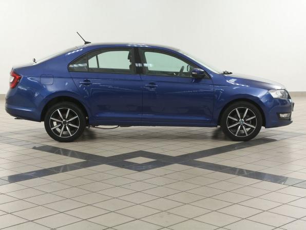 Skoda Rapid I Рестайлинг с пробегом 2019 года, цена 1 085 000 рублей, 137000 км, лифтбек, Автокод Объявления