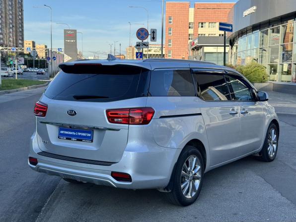 Kia Carnival III с пробегом 2019 года, цена 3 150 000 рублей, 54000 км, минивэн, Автокод Объявления