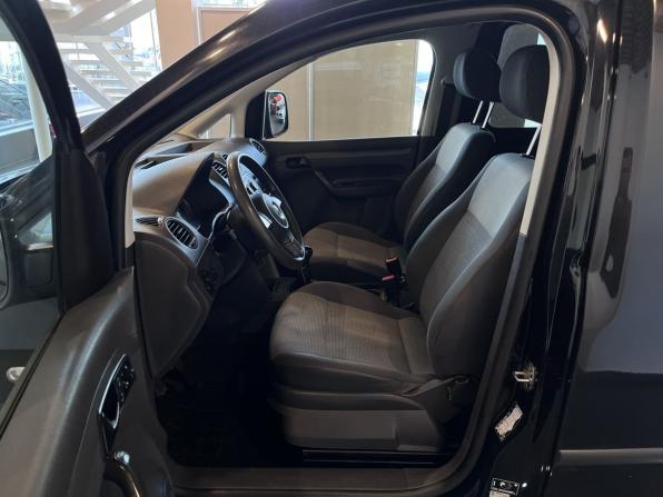 Volkswagen Caddy III Рестайлинг с пробегом 2011 года, цена 895 000 рублей, 226145 км, компактвэн, Автокод Объявления