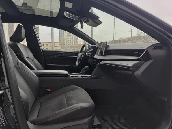 Toyota Camry IX (XV80) China Market с пробегом 2024 года, цена 3 760 000 рублей, 32702 км, седан, Автокод Объявления