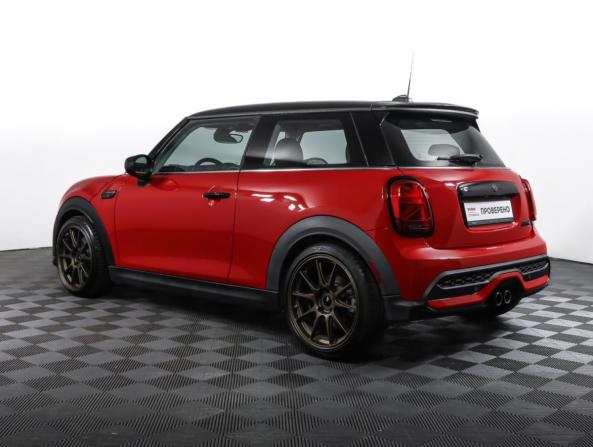 Mini Hatch III (F55/F56) Рестайлинг 2 с пробегом 2021 года, цена 3 038 310 рублей, 42029 км, хэтчбек, Автокод Объявления