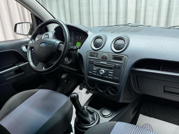 Ford Fusion I Рестайлинг с пробегом 2008 года, цена 559 000 рублей, 112000 км, хэтчбек, Автокод Объявления