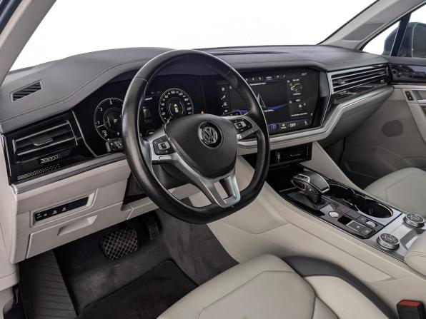 Volkswagen Touareg III с пробегом 2018 года, цена 4 950 000 рублей, 82468 км, внедорожник, Автокод Объявления